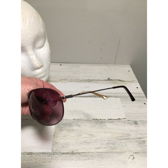 Fossil unisex aviator sunglasses with dark brown lenses and bronze frames - Picture 4 of 6